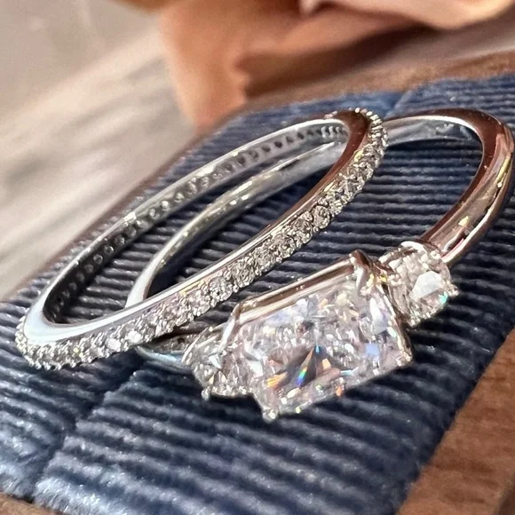 Swarovski Ring Set 2 Rings Silver White Rhodium Unique Cut/Eternity Band - Picture 2 of 14